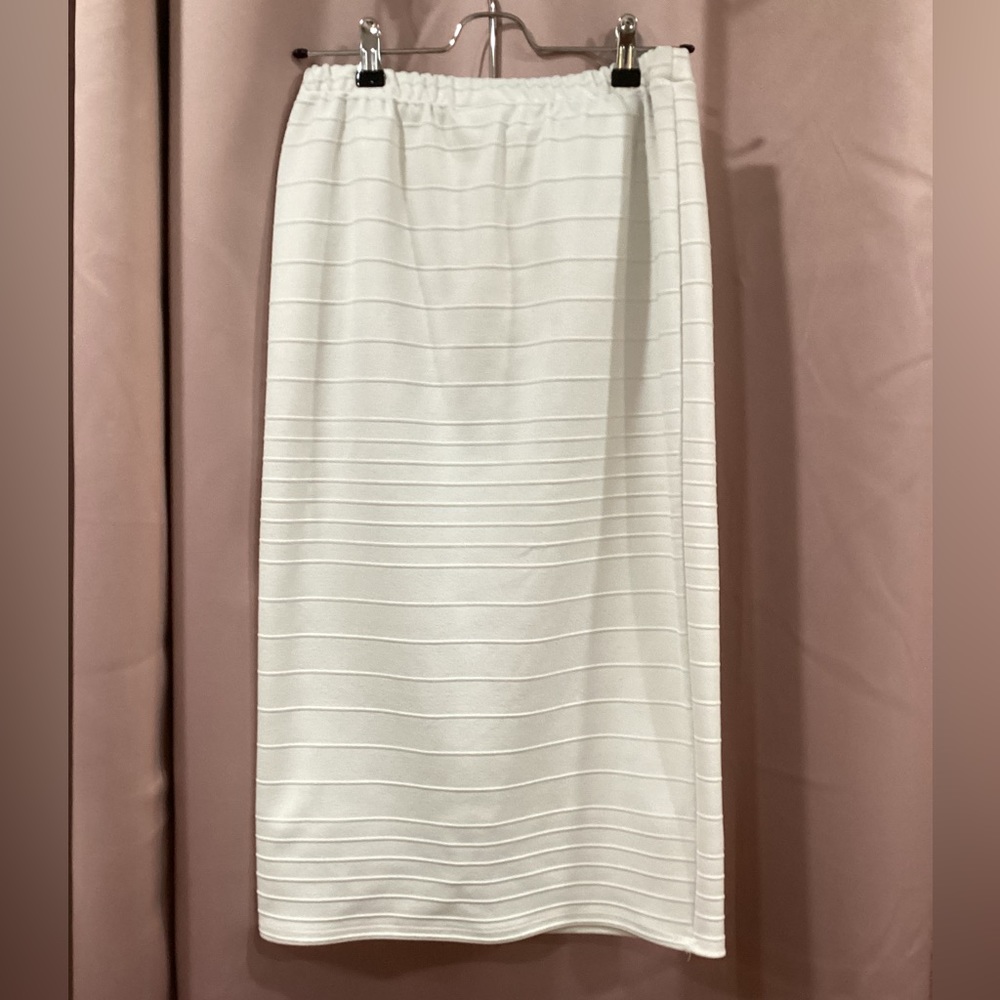 ZadyB’s Cream and white skirt